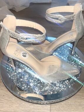 Jones New York Silver Glitter Ankle-Strap Stiletto Heels